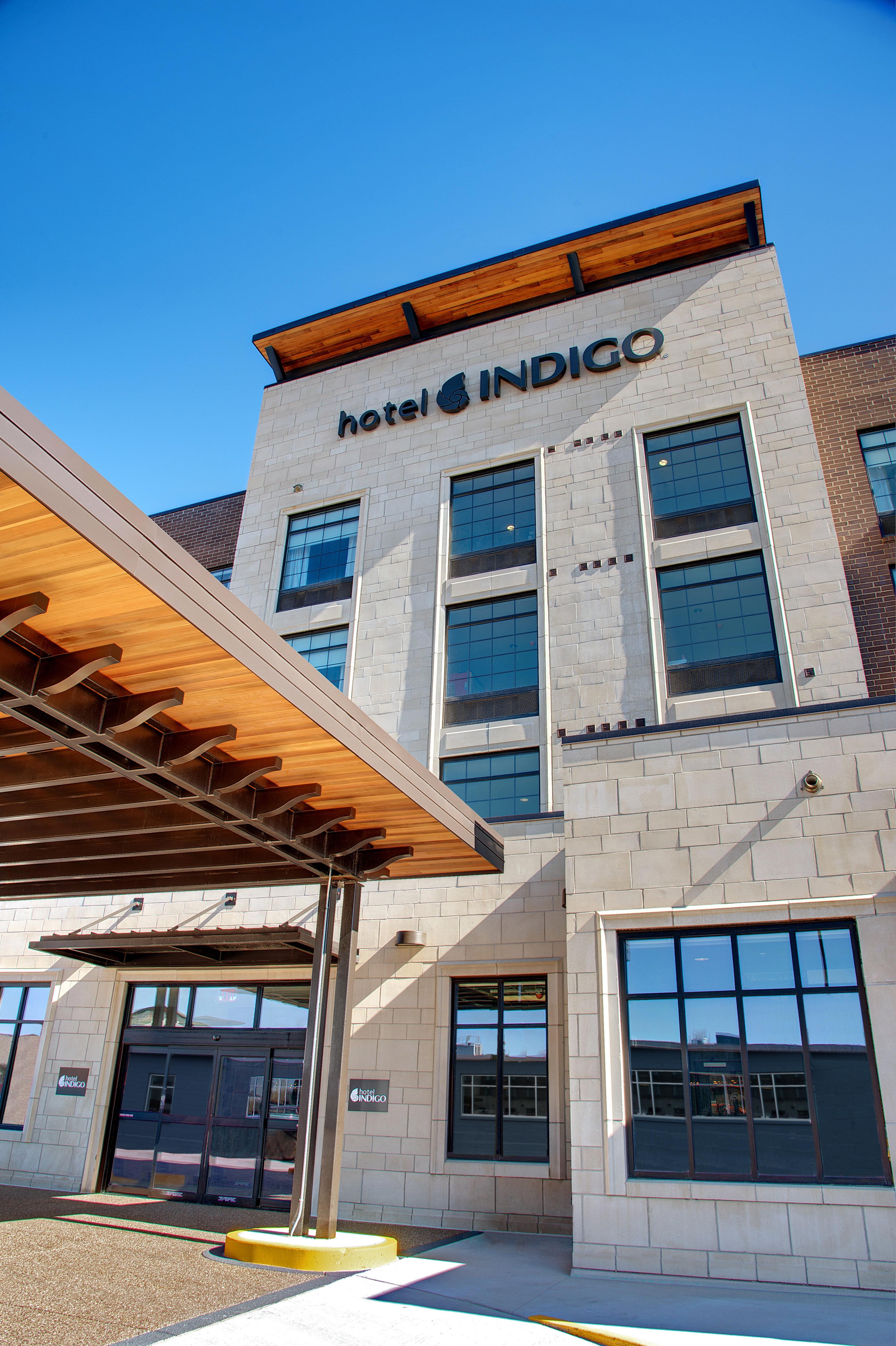 Hotel Indigo Traverse City By Ihg מראה חיצוני תמונה