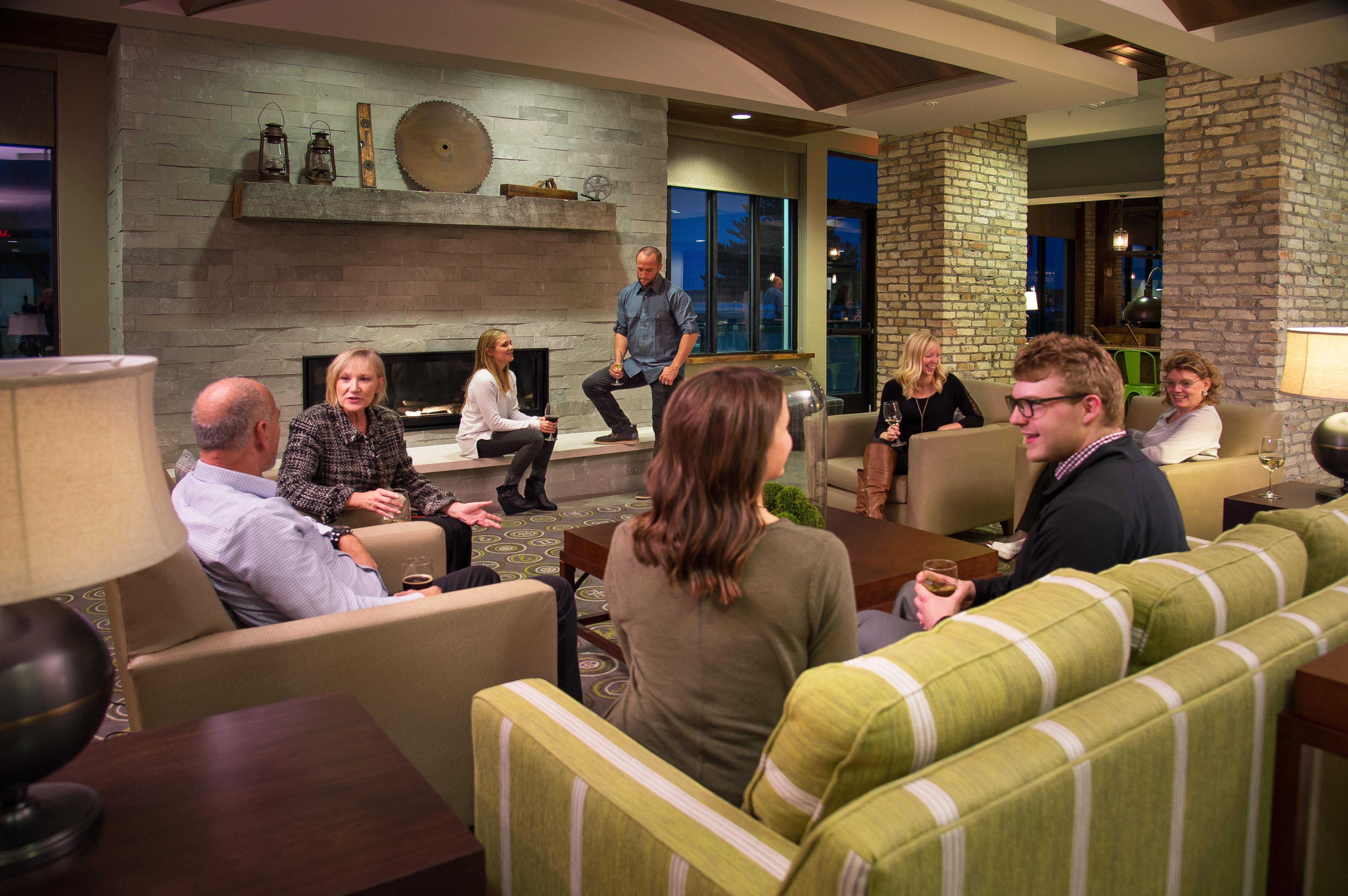 Hotel Indigo Traverse City By Ihg מראה חיצוני תמונה
